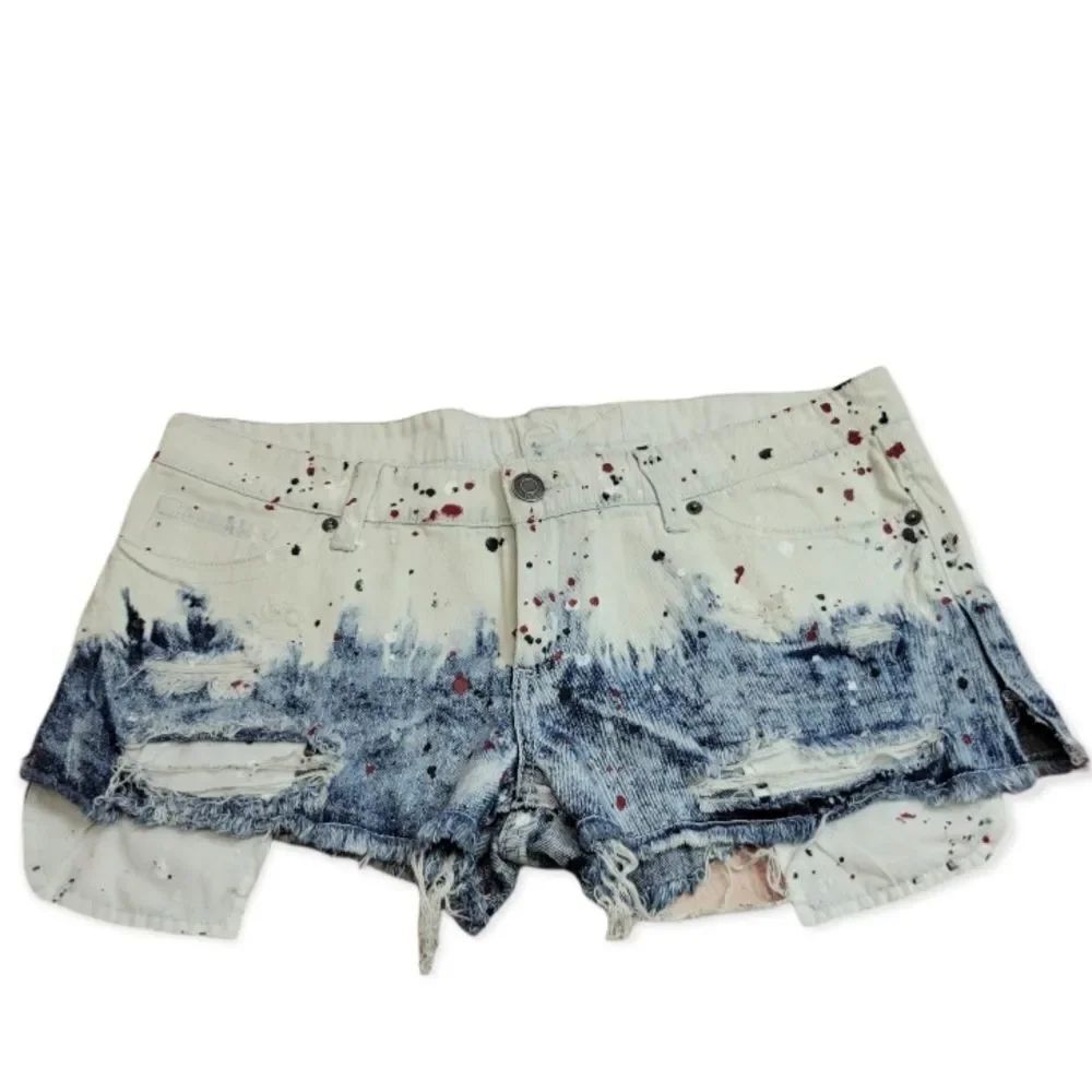 Rue 21 distressed shorts 7/8